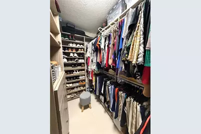 19804 NW 82nd Pl, Hialeah, FL 33015 - Photo 27