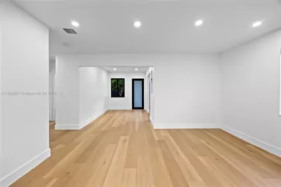 1618 SW 18th St, Miami, FL 33145 - Photo 31