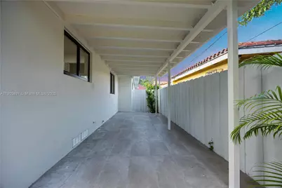 1618 SW 18th St, Miami, FL 33145 - Photo 51