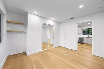 1618 SW 18th St, Miami, FL 33145 - Photo 25