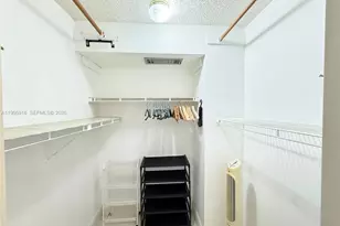 8900 Washington Blvd, Pembroke Pines, FL 33025 - Photo 19