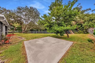 3930 NW 79th Way, Davie, FL 33024 - Photo 27