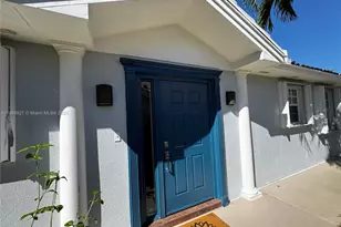 8269 St Johns Ct, Wellington, FL 33414 - Photo 5