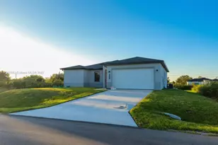 2615 68th St W, Lehigh Acres, FL 33971 - Photo 1