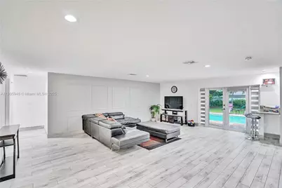 17000 NW 18th Ave, Miami Gardens, FL 33056 - Photo 3