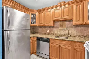 3270 NW 104th Ave, Coral Springs, FL 33065 - Photo 7