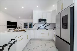 9746 SW 147th Ct, Miami, FL 33196 - Photo 7