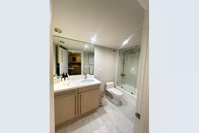 2301 Collins Ave #836, Miami Beach, FL 33139 - Photo 13