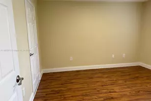 1261 SE 31st Ct, Homestead, FL 33035 - Photo 7