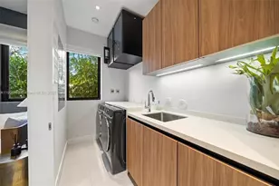 [Address not provided], Miami Beach, FL 33140 - Photo 81