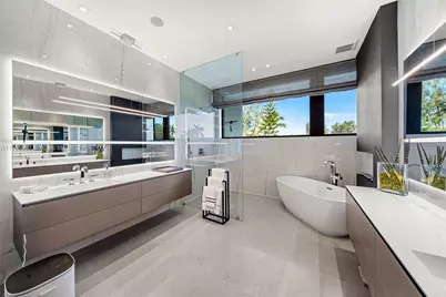 [Address not provided], Miami Beach, FL 33140 - Photo 47