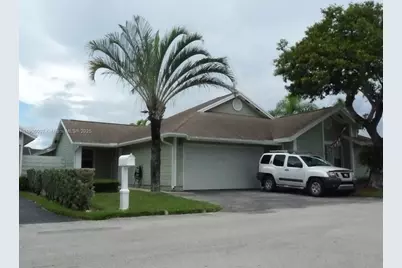 10184 SW 139th Pl, Miami, FL 33186 - Photo 1
