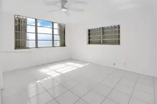 3199 S Ocean Dr, Hallandale Beach, FL 33009 - Photo 9
