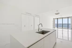 700 NE 24th St, Miami, FL 33137 - Photo 9