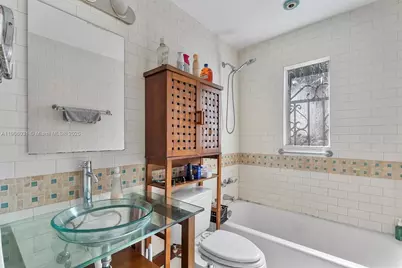 4815 NW 6th Ave, Miami, FL 33127 - Photo 9