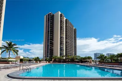 20379 W Country Club Dr #1035, Aventura, FL 33180 - Photo 1