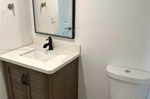 20379 W Country Club Dr, Aventura, FL 33180 - Photo 17