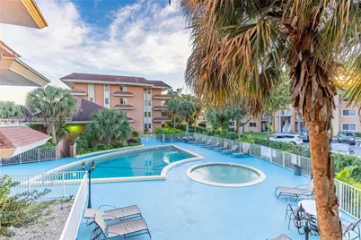 17600 NW 68th Ave #B2005, Hialeah, FL 33015 - Photo 13