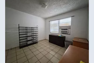 2160 NW 23rd Ct, Miami, FL 33142 - Photo 5