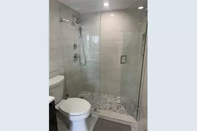 3675 N Country Club Dr #2606, Aventura, FL 33180 - Photo 25