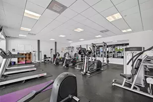 3675 N Country Club Dr, Aventura, FL 33180 - Photo 29