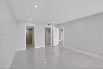 3675 N Country Club Dr #2606, Aventura, FL 33180 - Photo 21