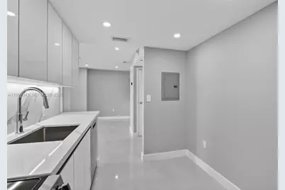 3675 N Country Club Dr #2606, Aventura, FL 33180 - Photo 3