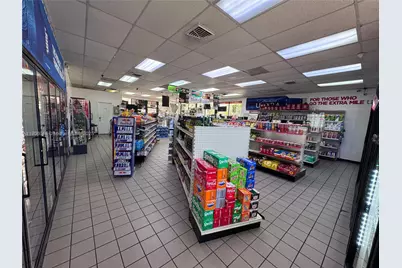 8400 W Oakland Park Blvd, Sunrise, FL 33351 - Photo 5