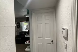 2144 NW 85th St, Miami, FL 33147 - Photo 13