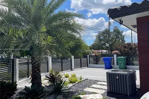 180 NW 59th Ct, Miami, FL 33126 - Photo 5