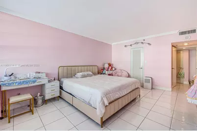 100 Lincoln Rd #502, Miami Beach, FL 33139 - Photo 19