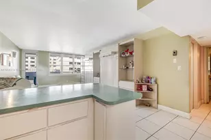 100 Lincoln Rd, Miami Beach, FL 33139 - Photo 15