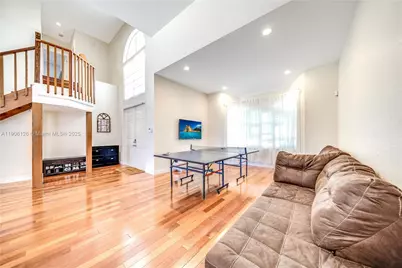 1241 S 13th Ave, Hollywood, FL 33019 - Photo 5