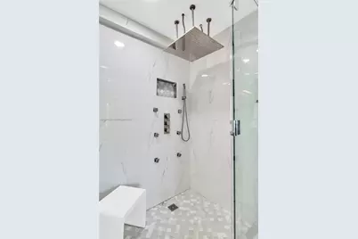 2801 NE 183rd St #1516W, Aventura, FL 33160 - Photo 25