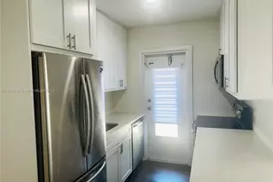 95 Edgewater Dr, Coral Gables, FL 33133 - Photo 7