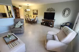 2132 Cambridge F, Deerfield Beach, FL 33442 - Photo 7