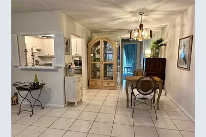 142 Preston D #142, Boca Raton, FL 33434 - Photo 3