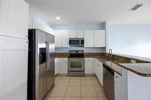 2991 NW 30th Pl, Oakland Park, FL 33311 - Photo 3