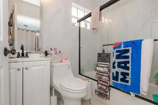 4028 NW 23rd Ct, Miami, FL 33142 - Photo 21