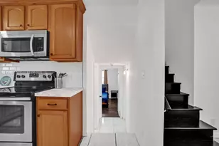 1659 40th St, West Palm Beach, FL 33407 - Photo 9