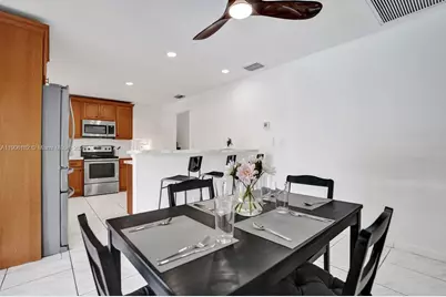 1659 40th St, West Palm Beach, FL 33407 - Photo 17