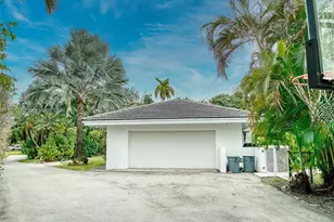 415 Rovino Ave, Coral Gables, FL 33156 - Photo 21