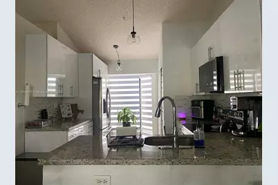 1905 San Remo Cir, Homestead, FL 33035 - Photo 5