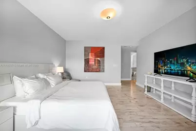 1435 Brickell Ave #3401, Miami, FL 33131 - Photo 11