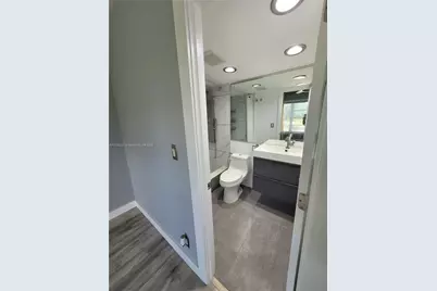 3300 N Palm Aire Dr #305, Pompano Beach, FL 33069 - Photo 17