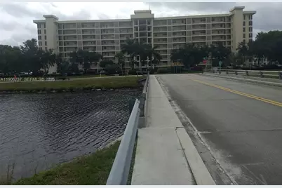 3300 N Palm Aire Dr #305, Pompano Beach, FL 33069 - Photo 35