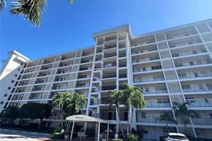 3300 N Palm Aire Dr, Pompano Beach, FL 33069 - Photo 33