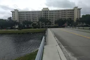 3300 N Palm Aire Dr, Pompano Beach, FL 33069 - Photo 33