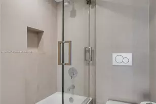 3 Grove Isle Dr, Miami, FL 33133 - Photo 25