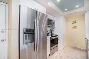 17080 Harbour Pointe Dr, Fort Myers, FL 33908 - Photo 27